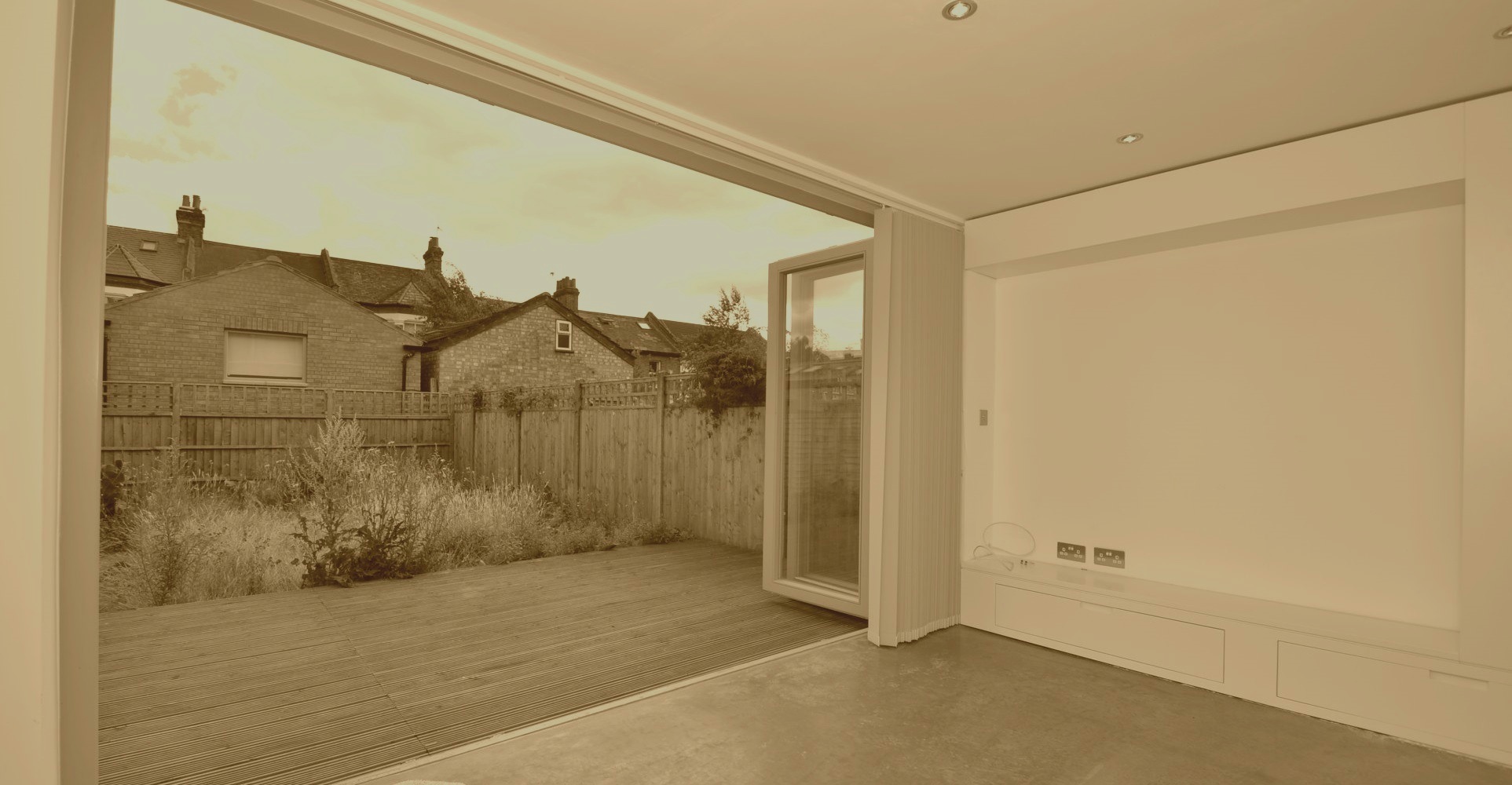 Slider, Glaziers in Hounslow West, Hounslow Heath, Cranford, TW4